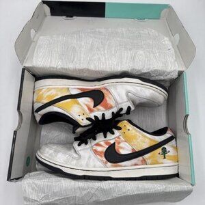 Nike SB Low Dunks " Tie Dye Rayguns" Shoes Size 13